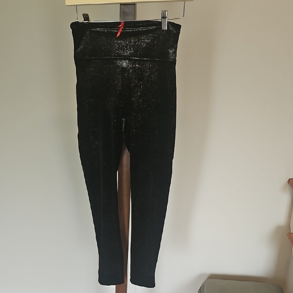 Spanx Black Velvet Women's Leggings...size S/P - Picture 1 of 5